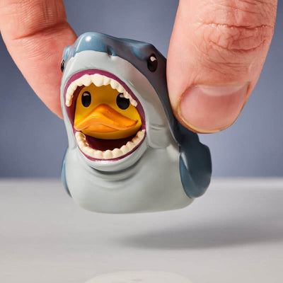 https://www.justgeek.com/cdn/shop/files/Bruce_Jaws_MiniTUBBZ_Bathtub_PL_1_400x.jpg?v=1698402011