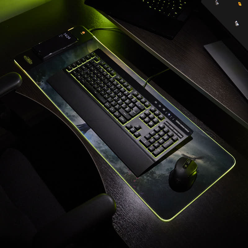 Hogwarts Legacy - Oversize Gaming Mat & Mobile Charger