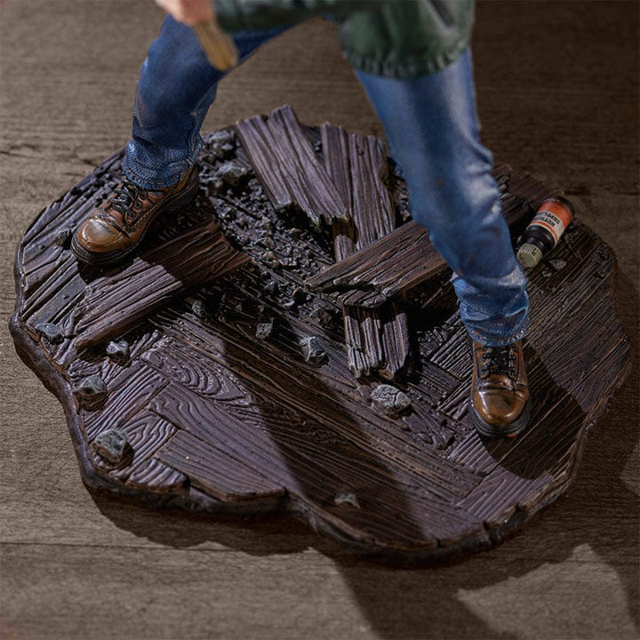 Silent Hill 2: James Sunderland Statue