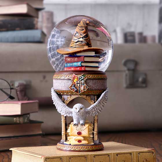 Harry Potter - First Day at Hogwarts Snow Globe