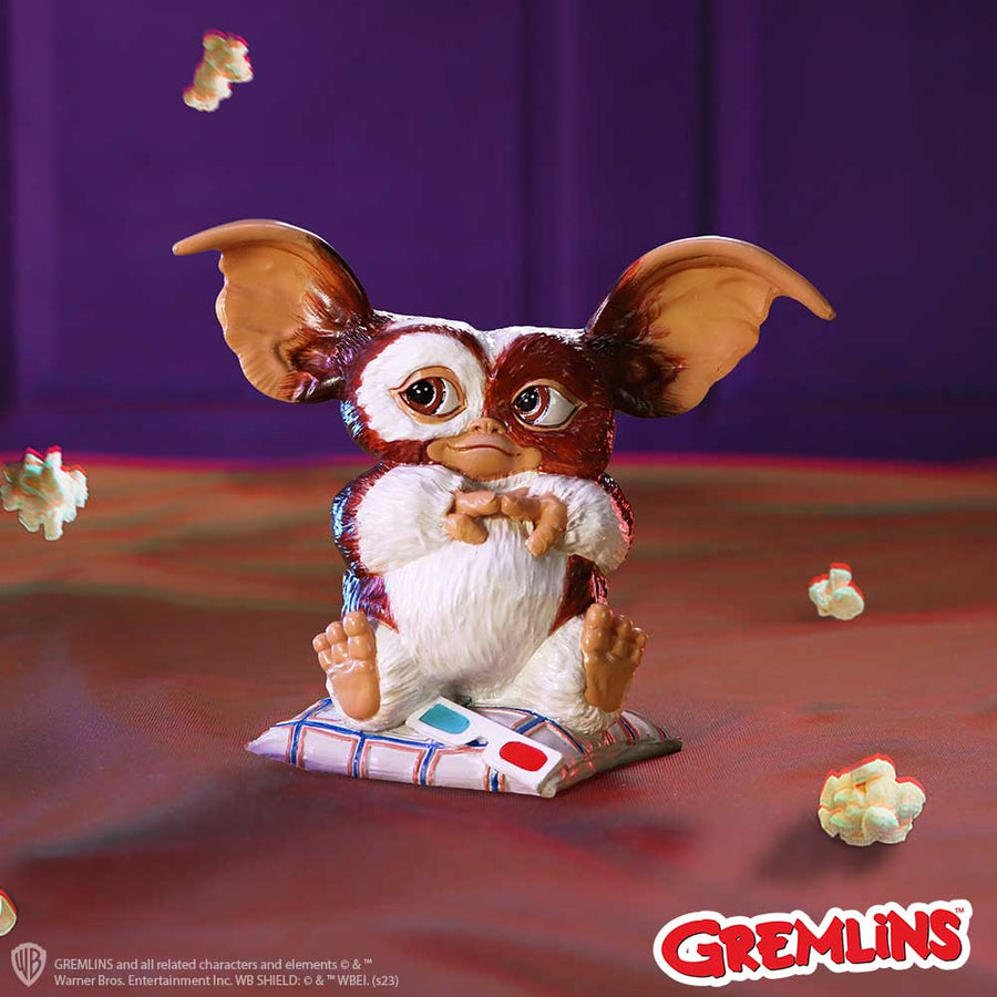 Gremlins: Gizmo with 3D Glasses 14.5cm Figurine