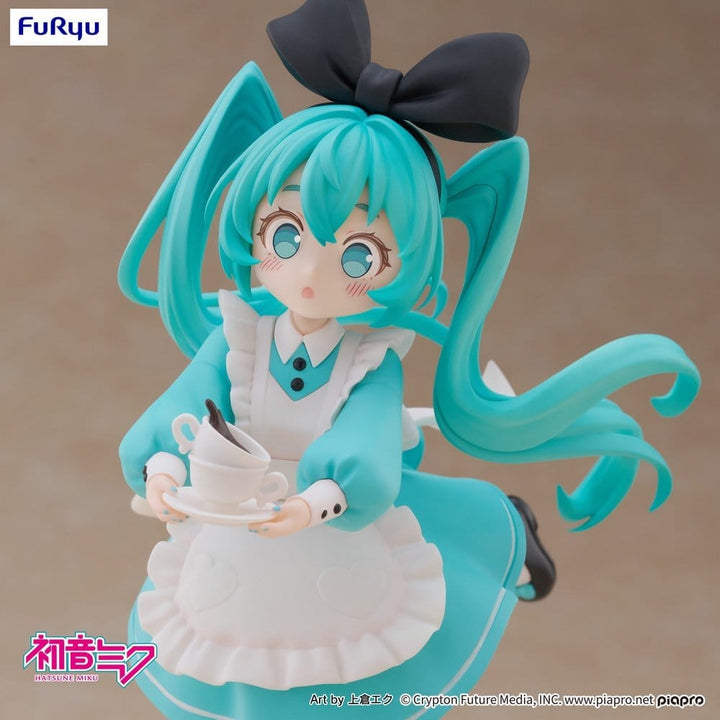 Hatsune Miku: Miku In Wonderland 16cm Statue