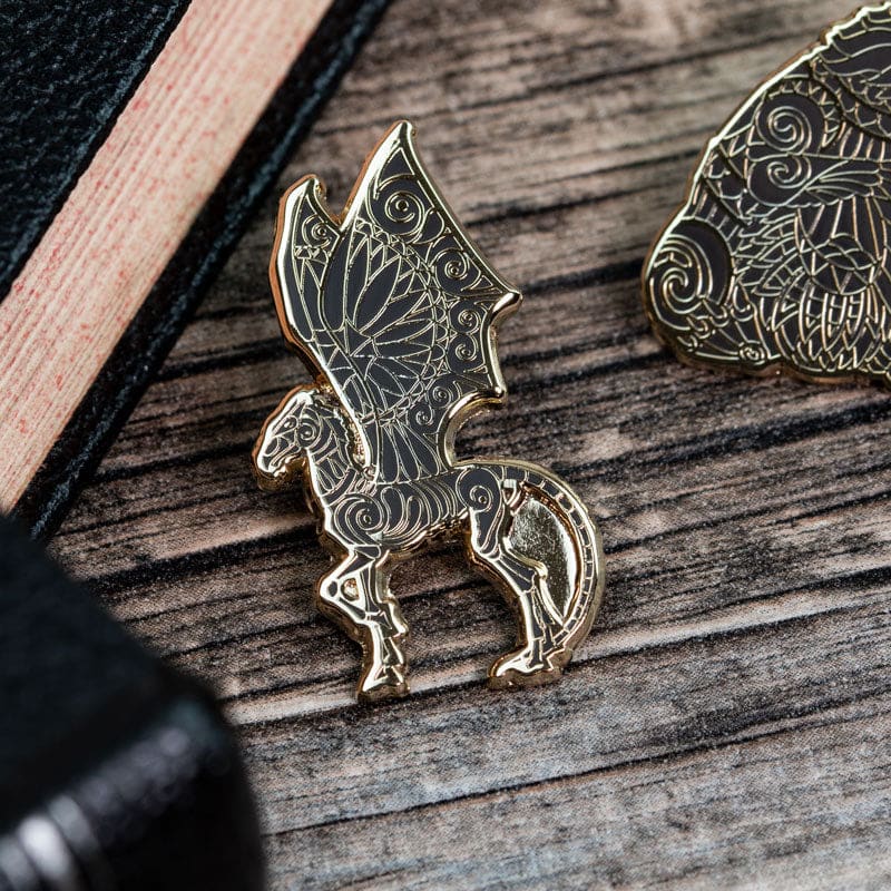One Size Pin Kings Harry Potter Fantastic Beasts Enamel Pin Badge Set 1.1 – Niffler & Thestral