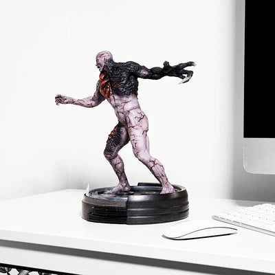 Resident Evil Tyrant T-002 Limited Edition Statue