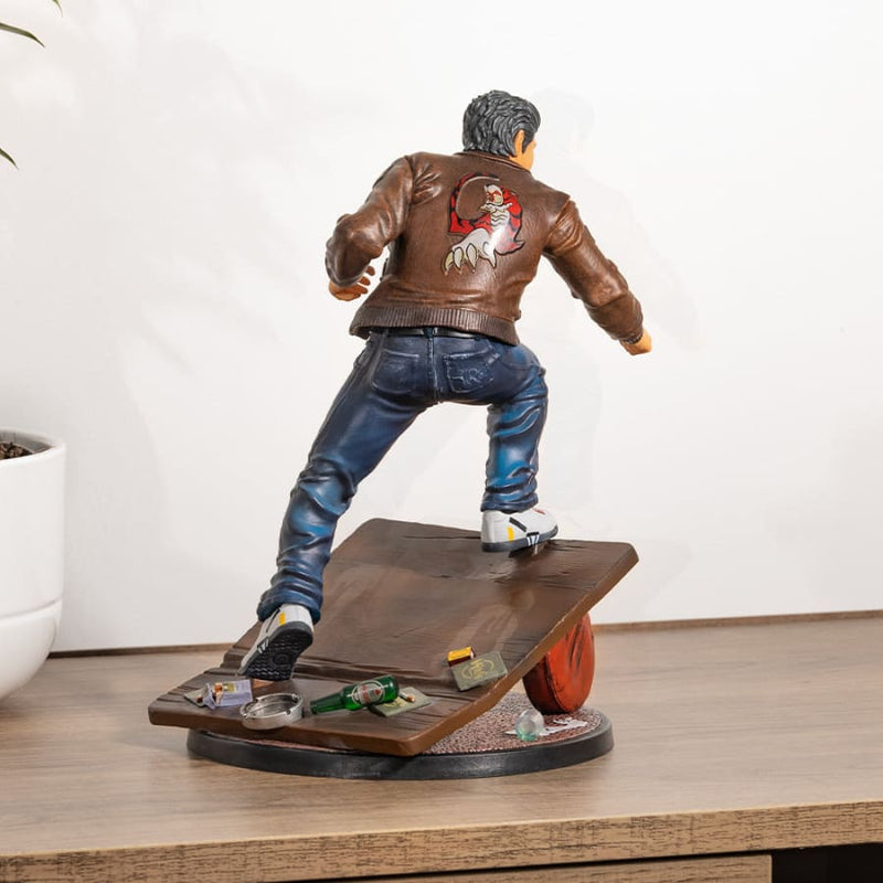 Official Shenmue Ryo Statue