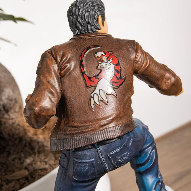 Official Shenmue Ryo Statue
