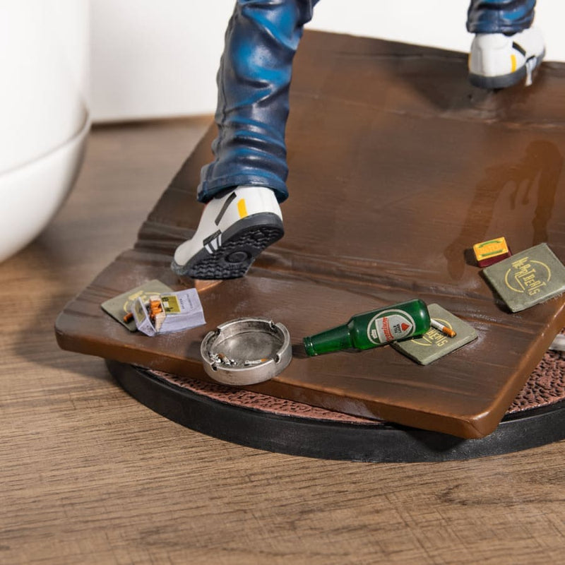 Official Shenmue Ryo Statue
