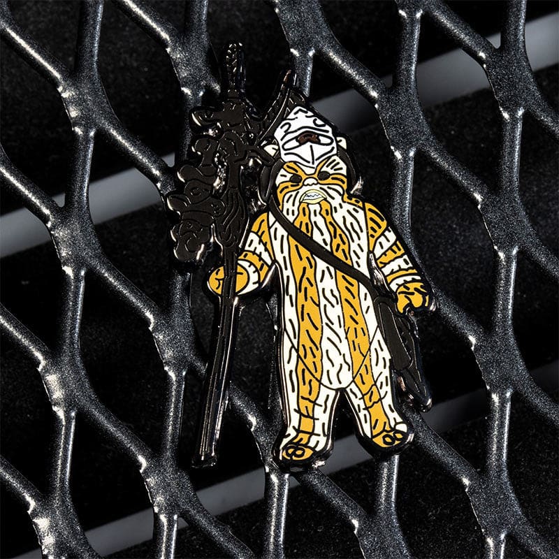 One Size Pin Kings Star Wars Enamel Pin Badge Set 1.29 – Logray (Ewok Medicine Man) and Klaatu