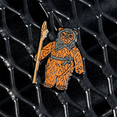 One Size Pin Kings Star Wars Enamel Pin Badge Set 1.42 – R2-D2 (with pop-up Lightsaber) and Romba
