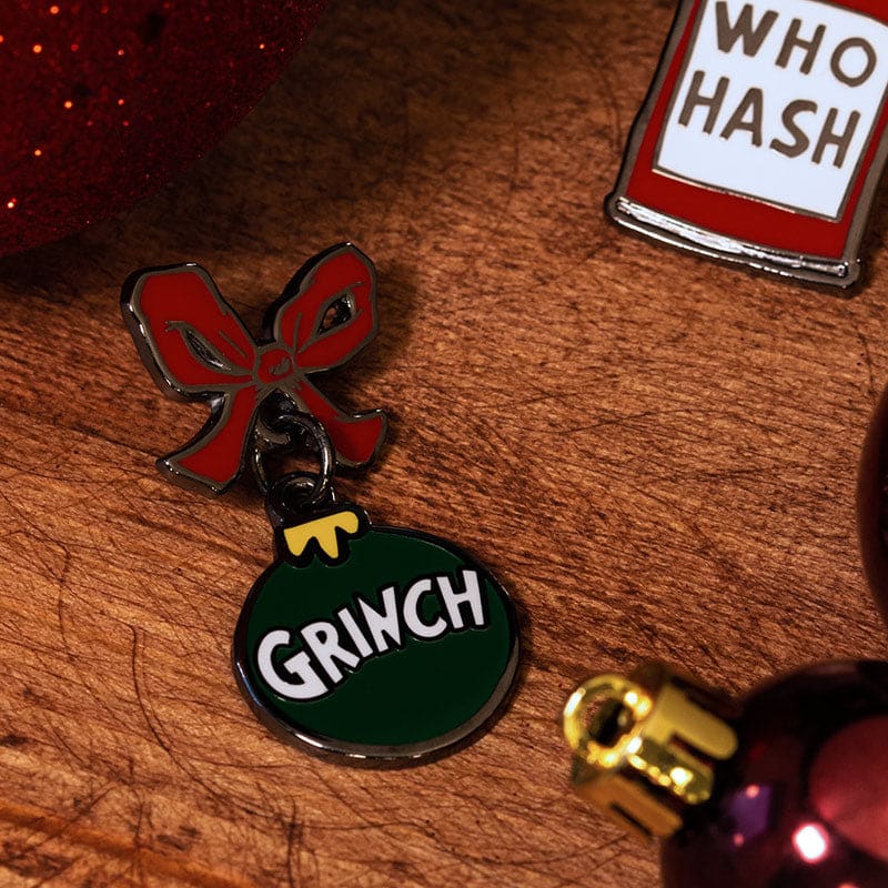 One Size Pin Kings The Grinch Christmas Pin Badge Set 1.1